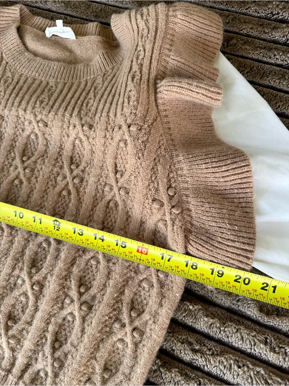 🎉5 for $45🎉 Entro sweater vest top size L